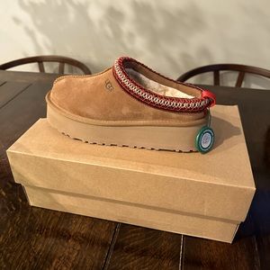 Ugg Platform Jazz Slipper sz 37